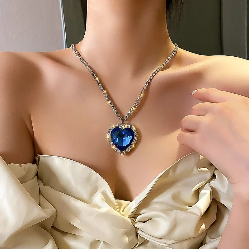 Big Crystal Heart Pendant Necklace For Women Full Rhinestone Necklace Titanic Heart Of Ocean Blue Heart Love Forever Jewelry