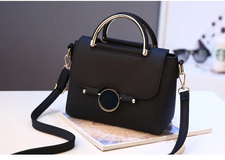 Women Bags Luxury Handbags Famous Designer Women Messenger Bags Casual Tote Designer High Quality 2019 NEW Interior Slot Pocket