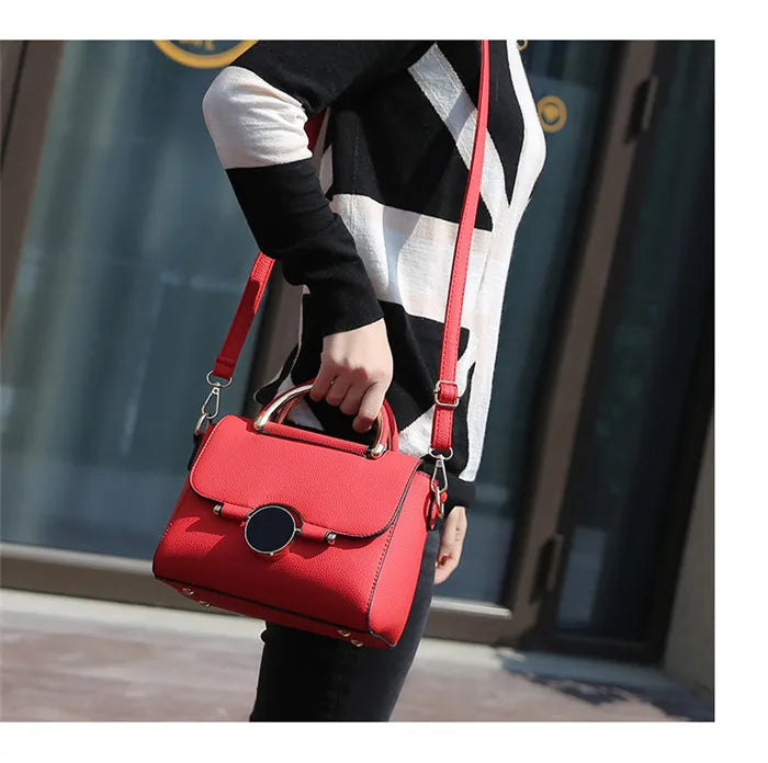 Women Bags Luxury Handbags Famous Designer Women Messenger Bags Casual Tote Designer High Quality 2019 NEW Interior Slot Pocket