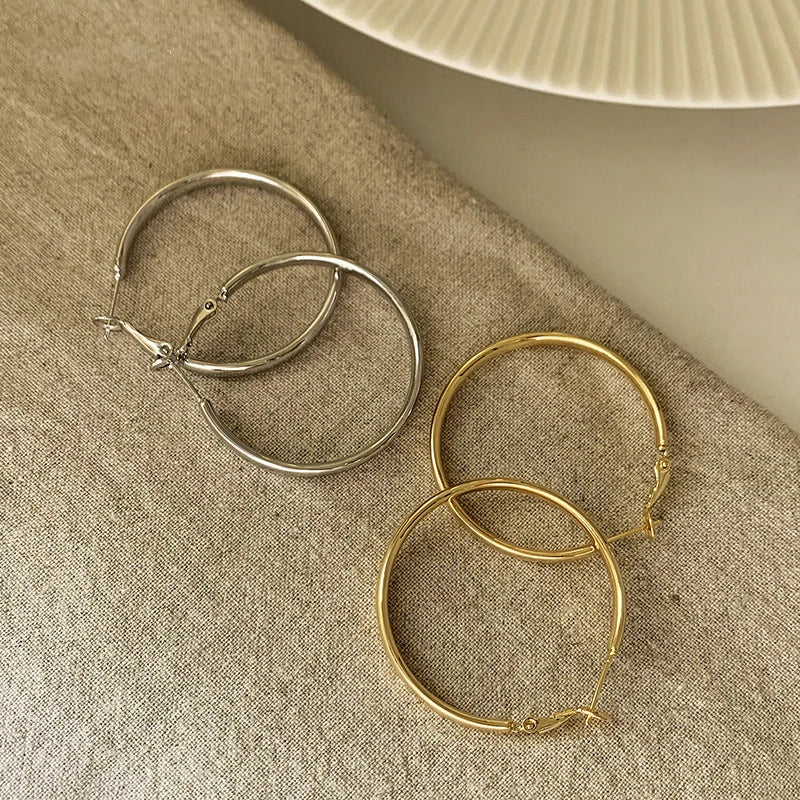 Fashion Large Flat Hoop Earrings Geometric Big Circle Earrings for Women Exaggerate Circle Brincos Punk OL Style Trendy Jewelry