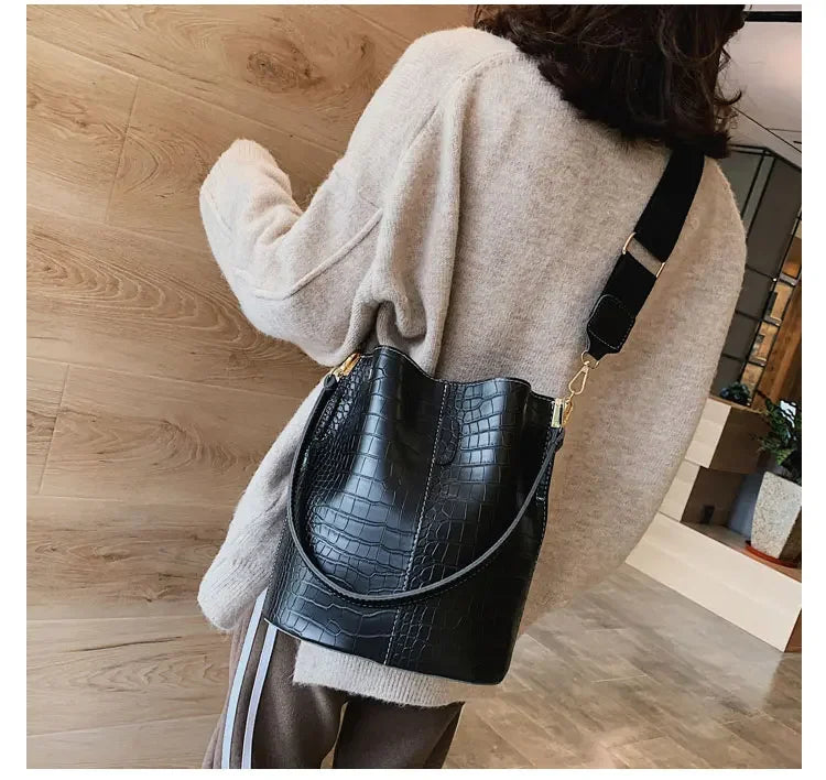 Vintage Leather Stone Pattern Crossbody Bags for Women 2022 New Shoulder Bag Fashion Handbags and Purses Bucket Bags