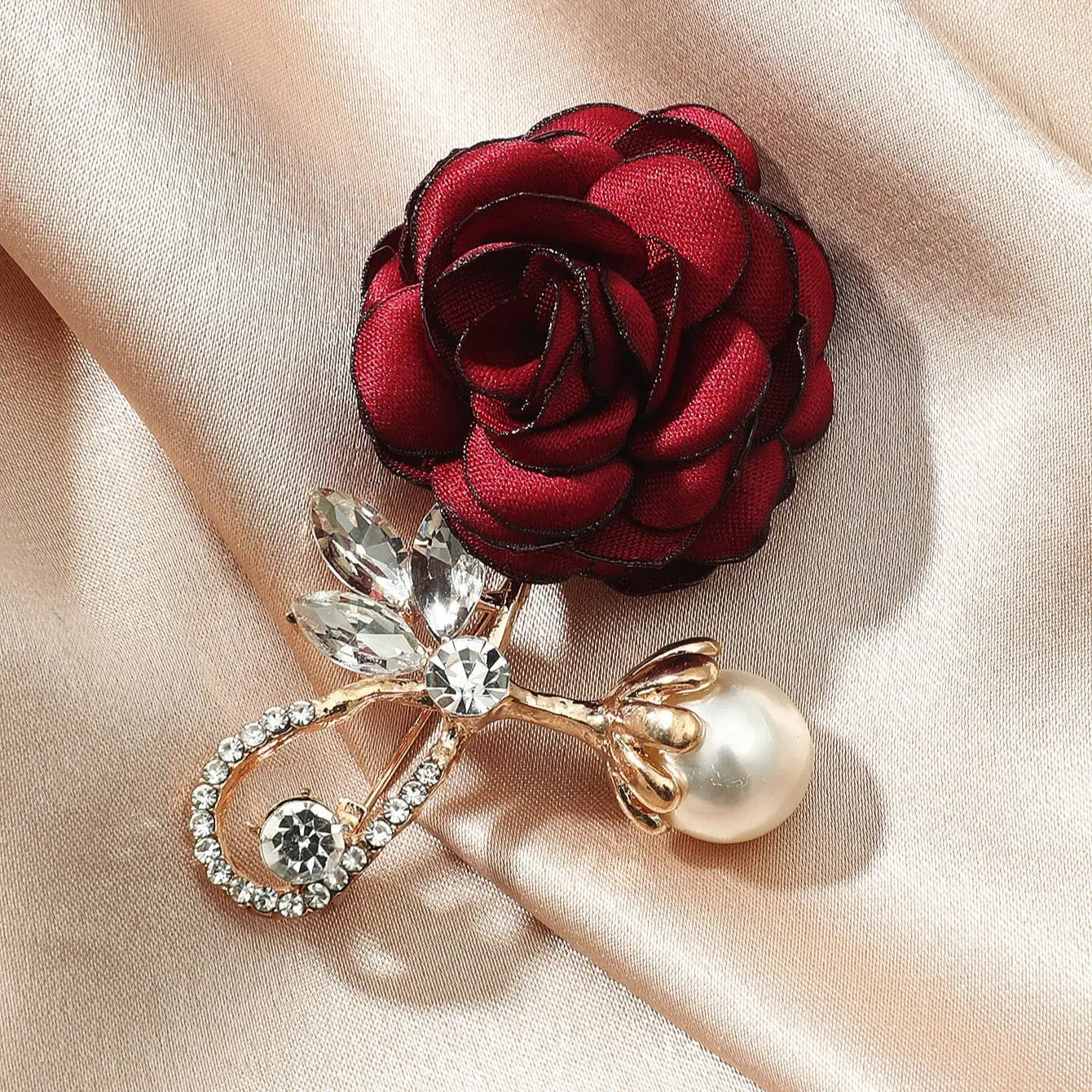 1 Simple High-quality Red Rose Cloth Flowers Imitation Pearl Crystal Brooch Lady Fashion Single Holiday Travel Ball Brooch