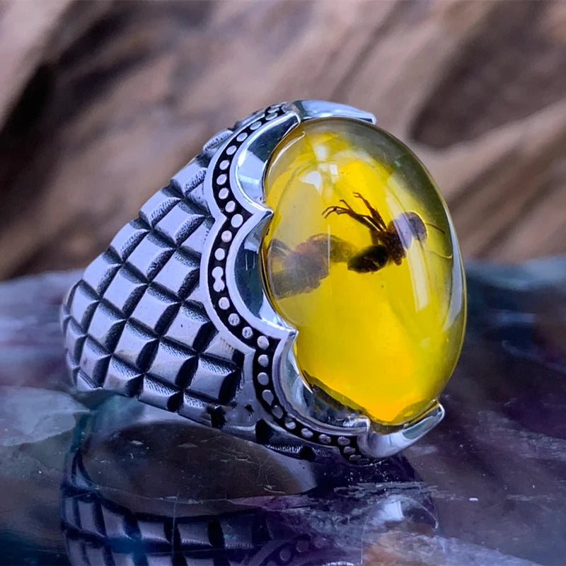 New Vintage Large Oval Natural Agate Stone Rings Men's Vintage Inlaid Yellow Amber Ant Rings for Wedding High Quality Jewelry