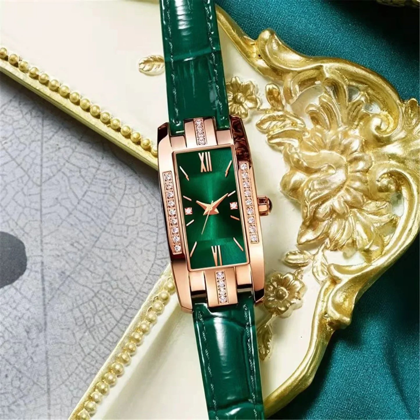 WOKAI high quality classic retro women's belt quartz square green quartz watch Student women's wear clock luxury style