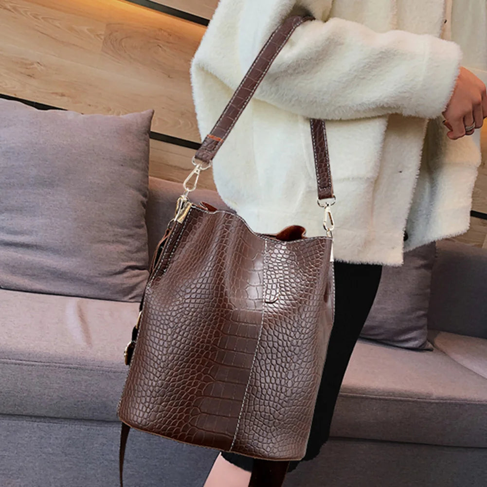 Leather Crossbody Bags Women Large-capacity Patchwork Fashion Bucket Bags Crocodile Pattern Shoulder Messenger Handbag