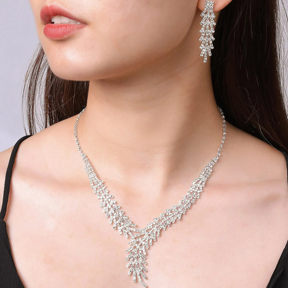 3 Pieces of WOMEN'S Trendy Claw Chain Series Leaf Earrings Necklace Jewelry Set, Wedding Banquet Party Holiday Gifts 1699