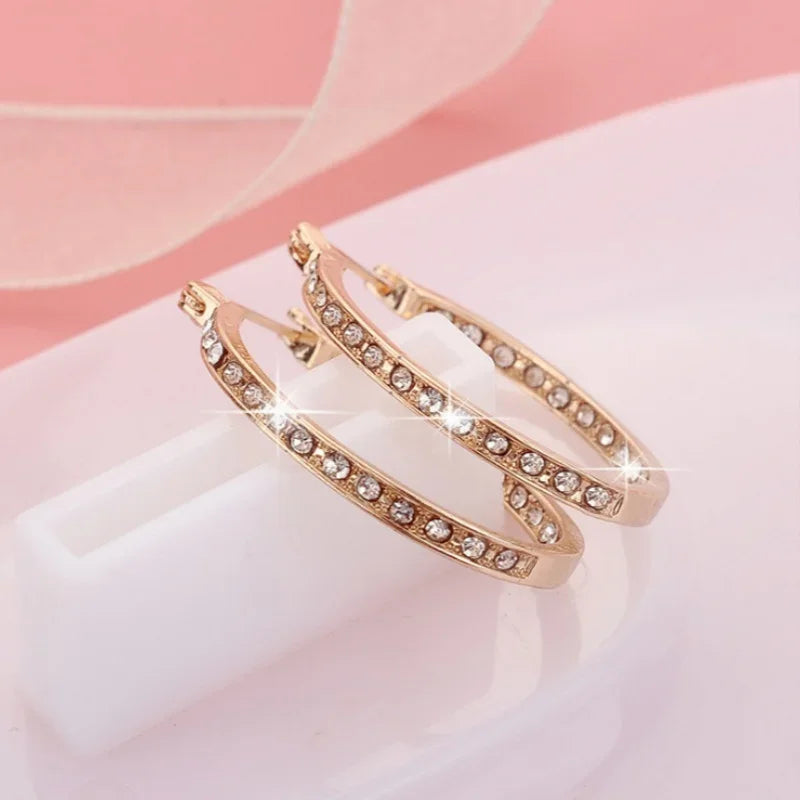 1 Pair Of Simple Large Hoop Earrings With Fashion Temperament, Female Personality Street Match, Banquet Holiday Wear