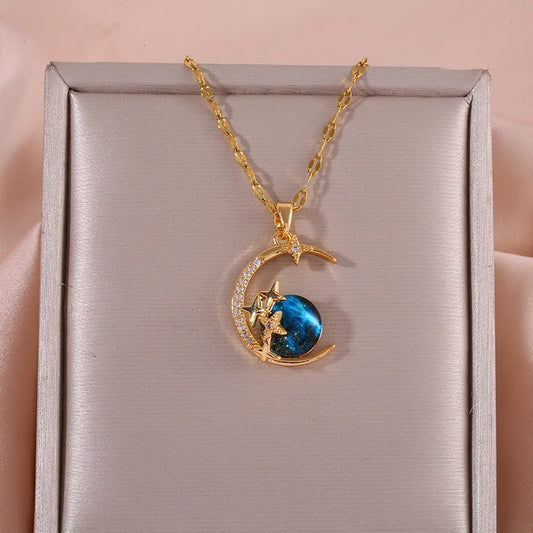 Fashionable Y2K Blue Planet Star Pendant Necklace Gives Women A Sense of Luxury and Niche Design