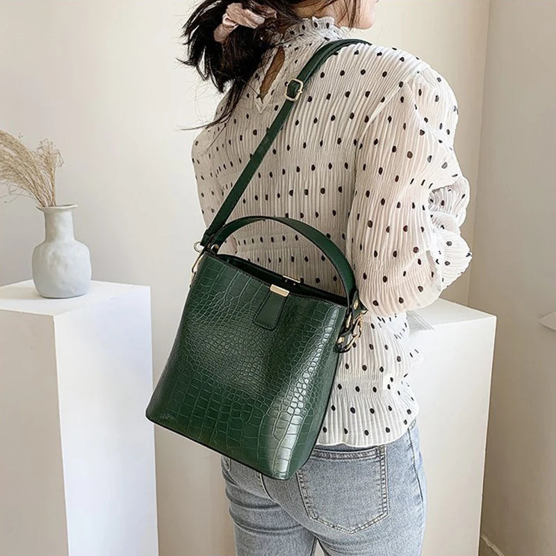 Vintage Alligator Leather Handbag Shoulder Crossbody Bags Fashion Female Bucket Bag Large Capacity Women Tote Bag