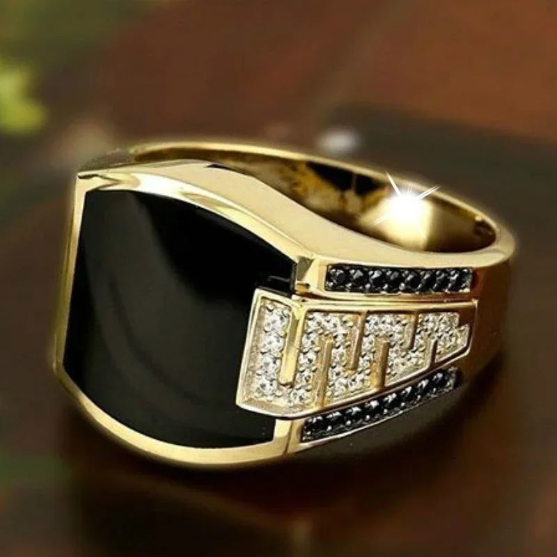 Classic Men's Ring Fashion Metal Gold Color Inlaid Black Stone Zircon Punk Rings for Men Engagement Wedding Luxury Jewelry